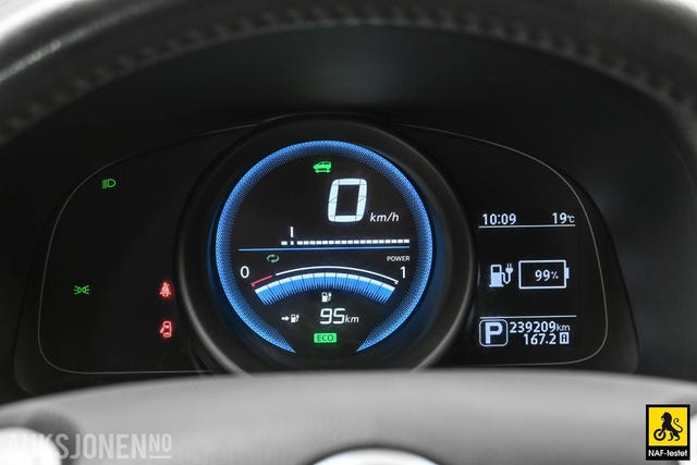 2015 NISSAN E-NV200 - 29