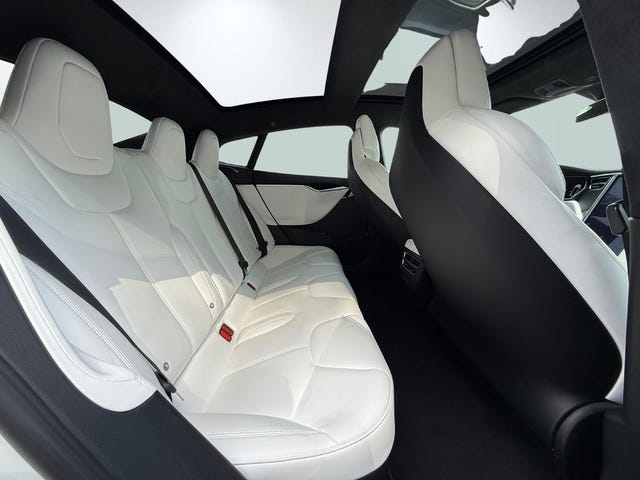 2017 TESLA MODEL S - 16