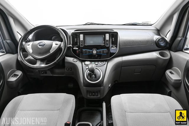 2015 NISSAN E-NV200 - 18