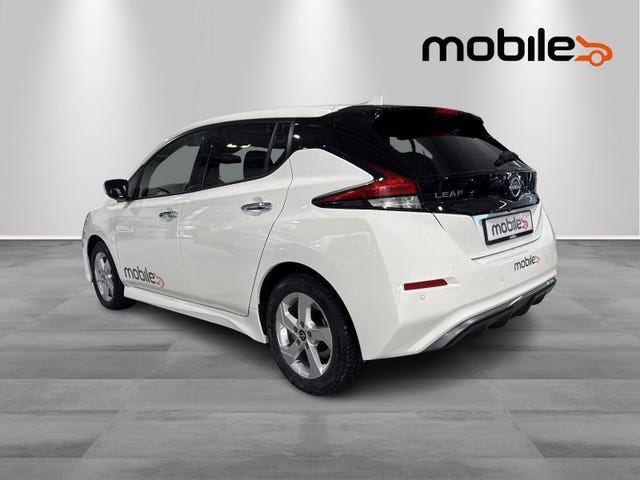 2025 NISSAN LEAF - 21