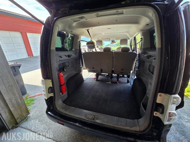 2015 NISSAN NV200 - 17
