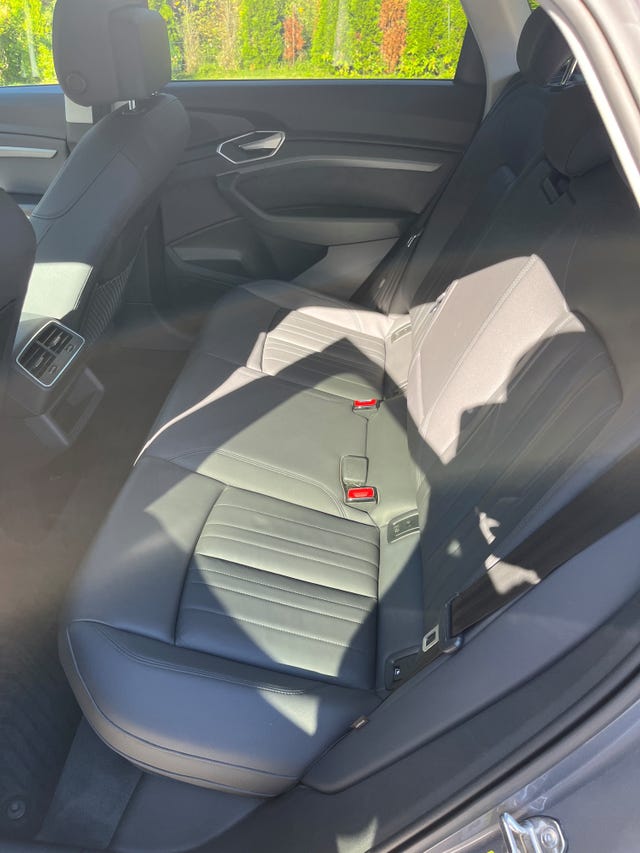 2020 AUDI E-TRON - 23