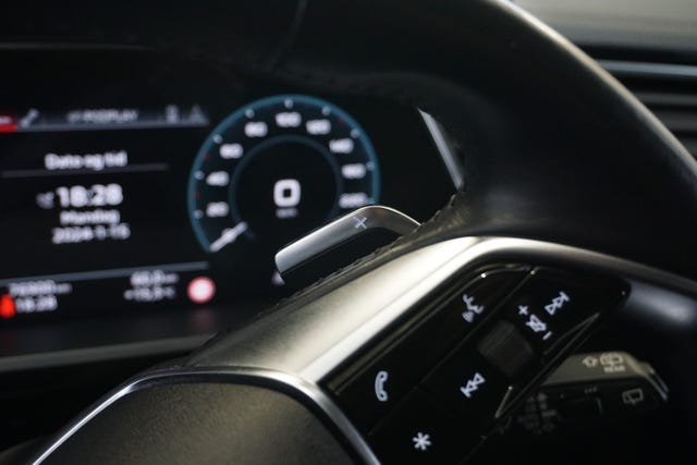 2020 AUDI E-TRON - 23