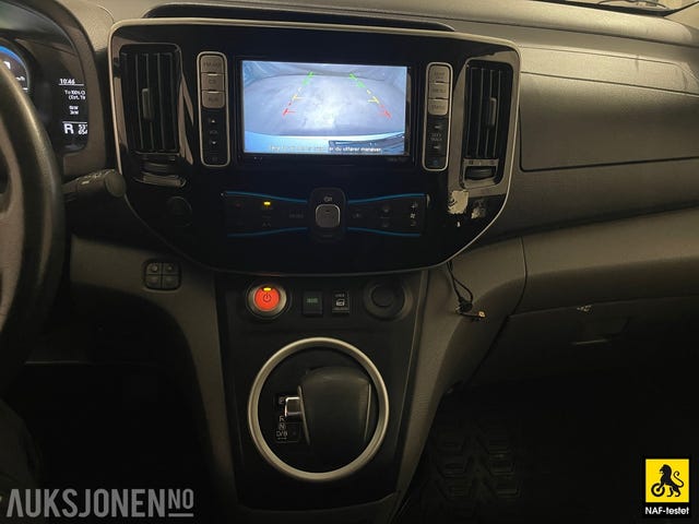 2017 NISSAN E-NV200 - 28