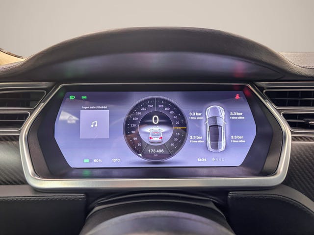 2014 TESLA MODEL S - 14