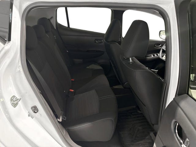 2025 NISSAN LEAF - 22