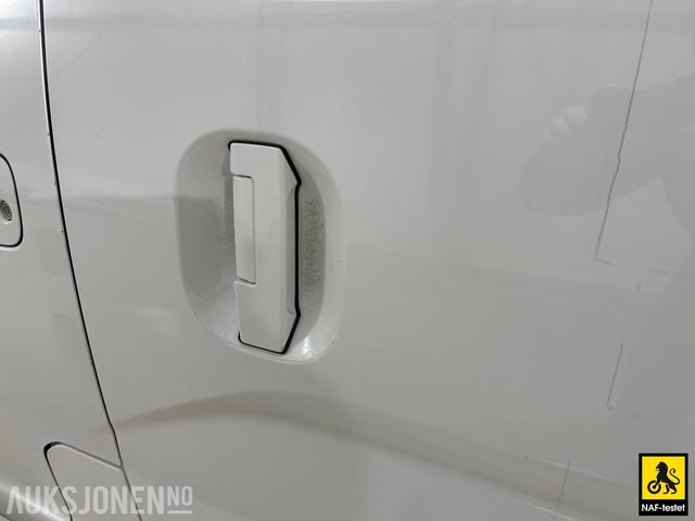 2017 NISSAN E-NV200 - 45