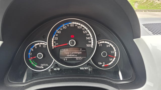 2014 VOLKSWAGEN UP! - 9