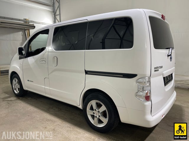 VSKTAAME0U0517952 2017 NISSAN E-NV200-1