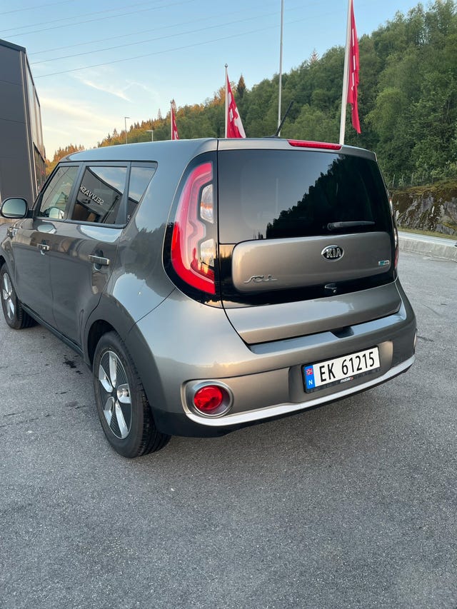 2018 KIA SOUL - 7