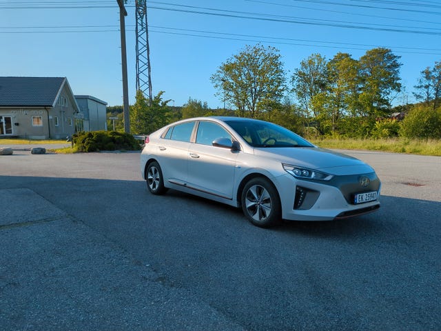2017 HYUNDAI IONIQ - 7