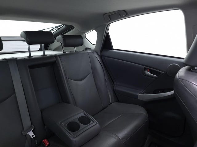 2011 TOYOTA PRIUS - 7