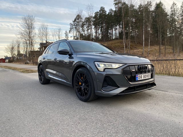 WAUZZZGE6LB027759 2020 AUDI E-TRON-2