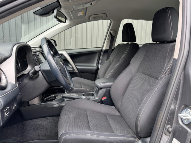 2018 TOYOTA RAV4 - 13