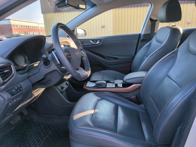 2017 HYUNDAI IONIQ - 10