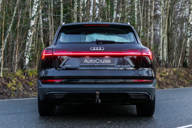 2020 AUDI E-TRON - 12