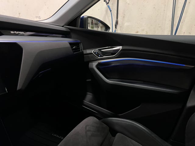 2020 AUDI E-TRON - 69