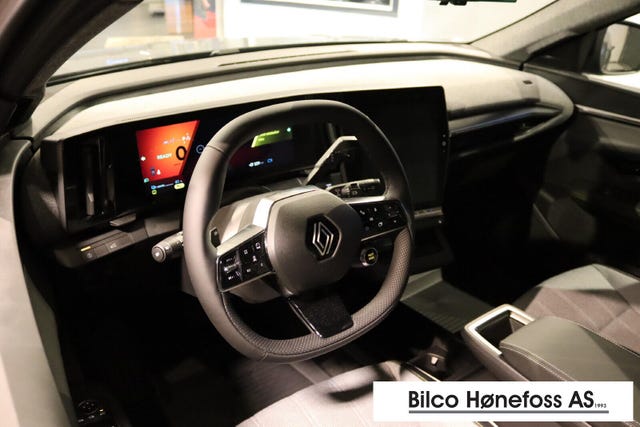2025 RENAULT SCENIC - 9