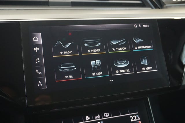 2020 AUDI E-TRON - 28