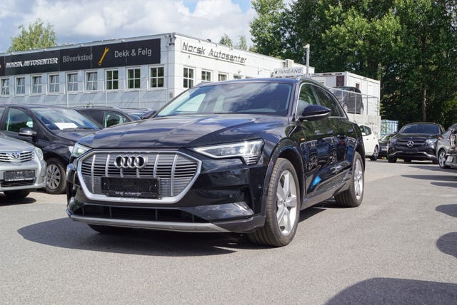 WAUZZZGE7MB000538 2021 AUDI E-TRON-3