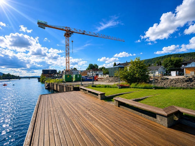 Bilde fra byggeplassen | idyllisk brygge like på nedsiden av prosjektet | nåværende brygge blir fullstendig rehabilitert og blir tilgjengeli