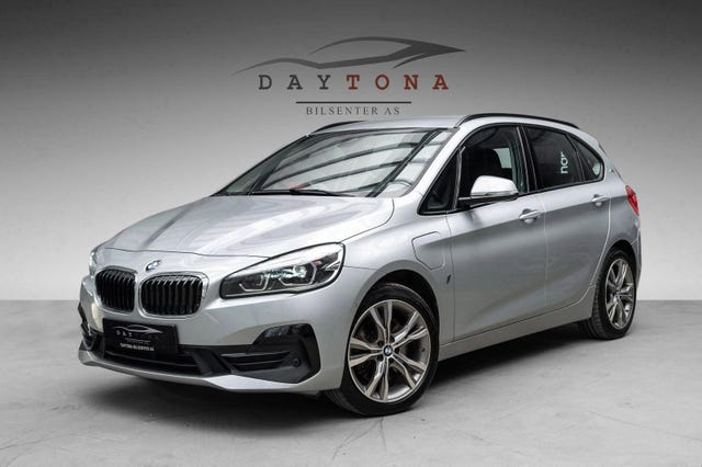 BMW 225xe 2019