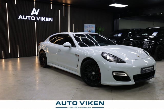 Porsche Panamera GTS
