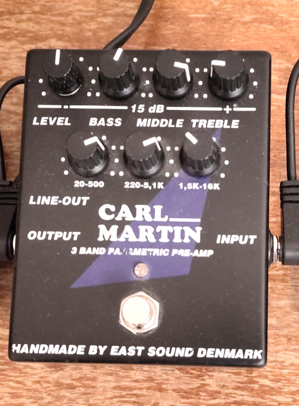 CARL MARTIN 3 BAND PARAMETRIC PRE-AMP 箱説 CARL MARTIN 3BAND PARAMETRIC PRE-AMP（中古/送料無料）【楽器