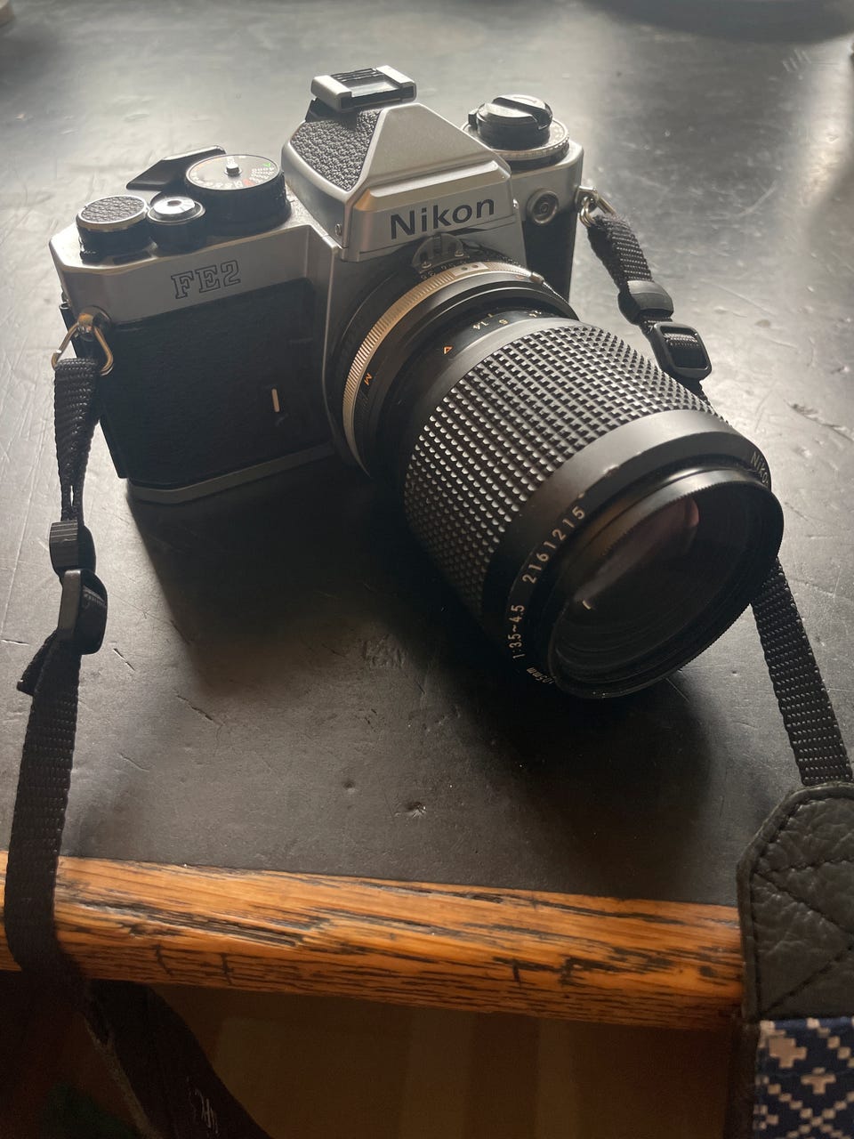 【美品】 Nikon FE2 / Zoom NIKKOR 35-105mm MF Zoom-Nikkor 35-105mm lenses