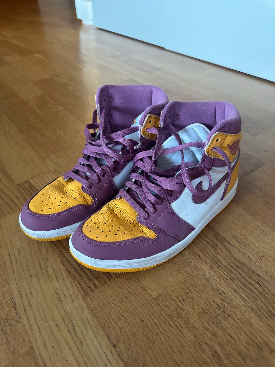 Basketball Shoes High Top Purple And Yellow Jordan 1s Air Jordan