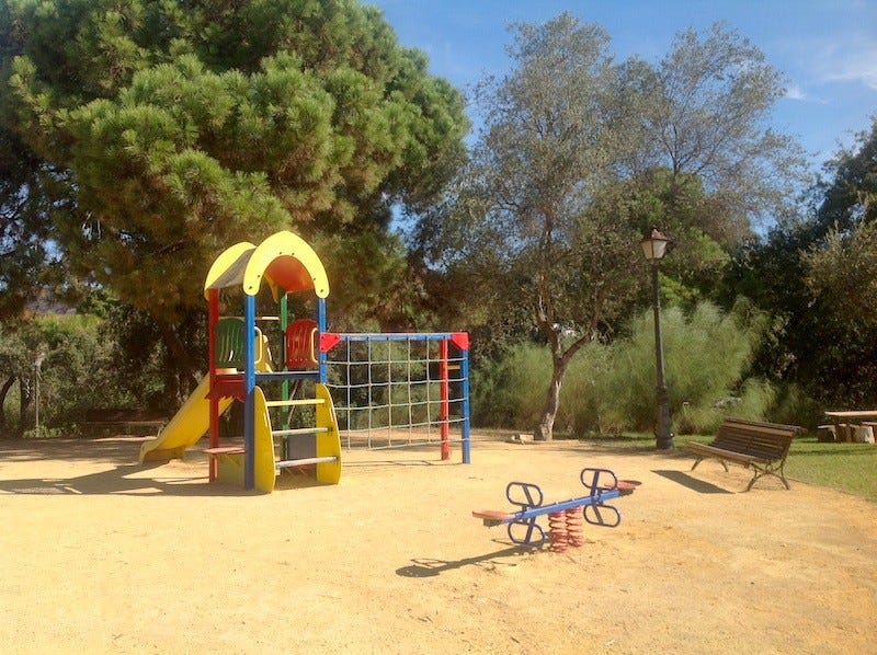 Lekeplass på fellesareal Galleribilde