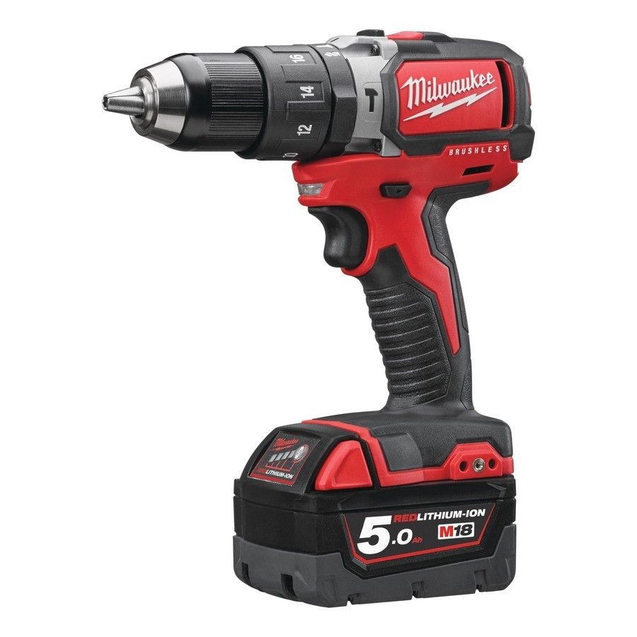 Sjekk prisen! Milwaukee M18 BLPD 502C børsteløs drillsett Milwaukee battery 5ah lader | FINN.no