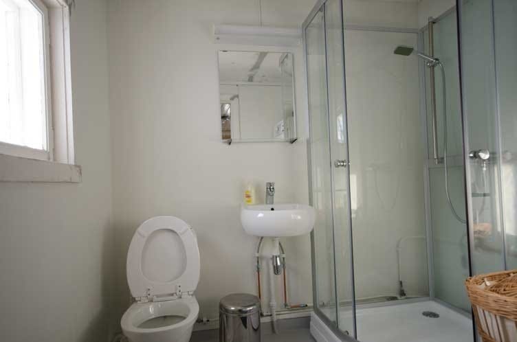 Bad - østre leilighet Galleribilde