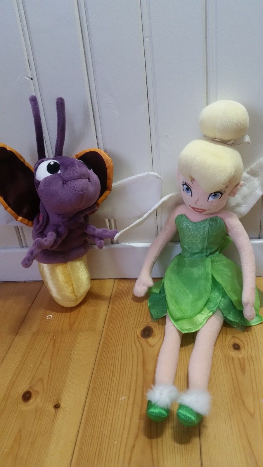 Tingeling og Sankthansormen Blitz som kosedyr | FINN.no Tingeling vegglampe | FINN.no