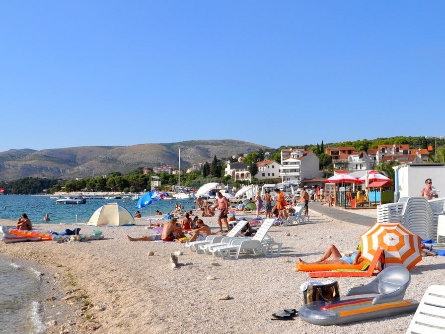 Ciovo hovedstrand er i gangavstand fra huset. Galleribilde