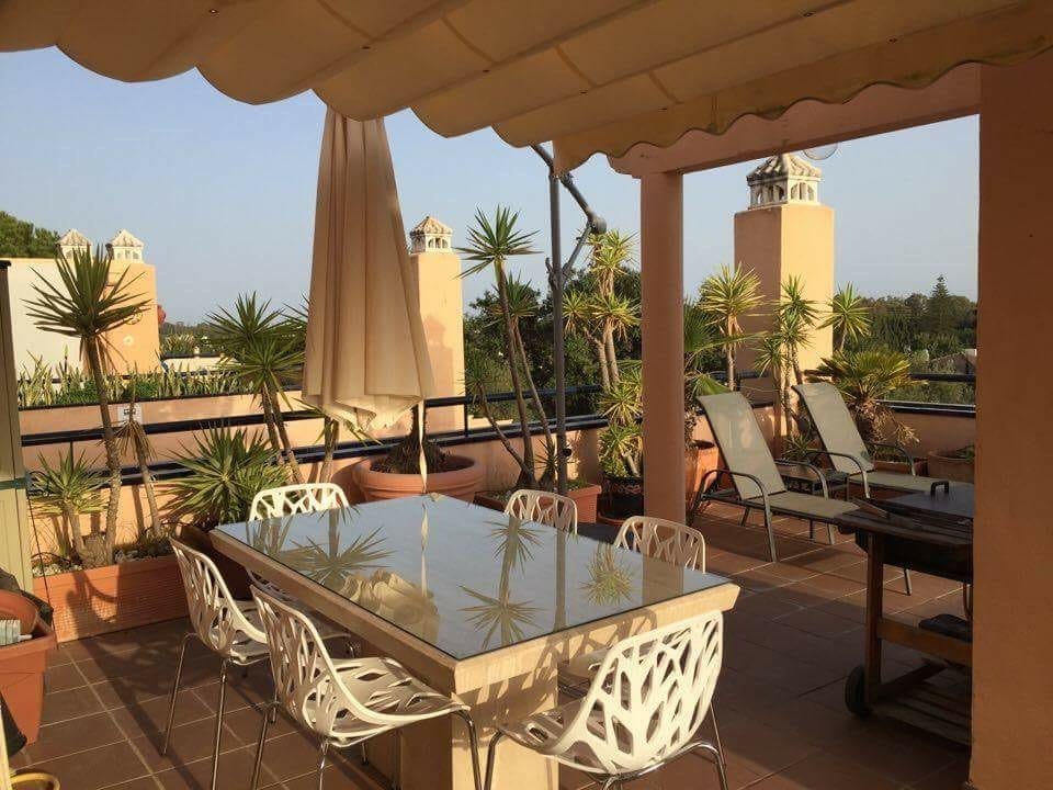 Spisebord terrasse mot syd Galleribilde