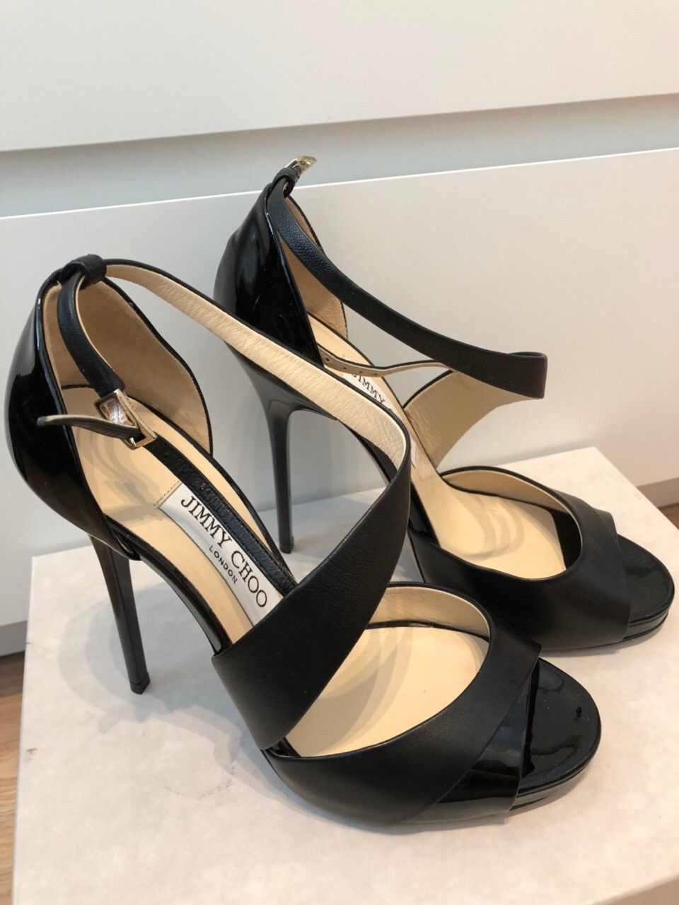 Jimmy choo sko | FINN.no Jimmy choo sko | FINN.no