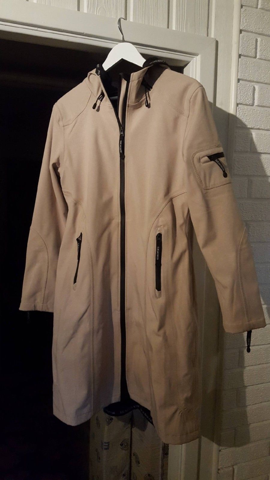SOM NY! ILSE JACOBSEN LANG REGNFRAKKSOFTSHELL | FINN.no SOM NY! ILSE JACOBSEN LANG REGNFRAKKSOFTSHELL | FINN.no