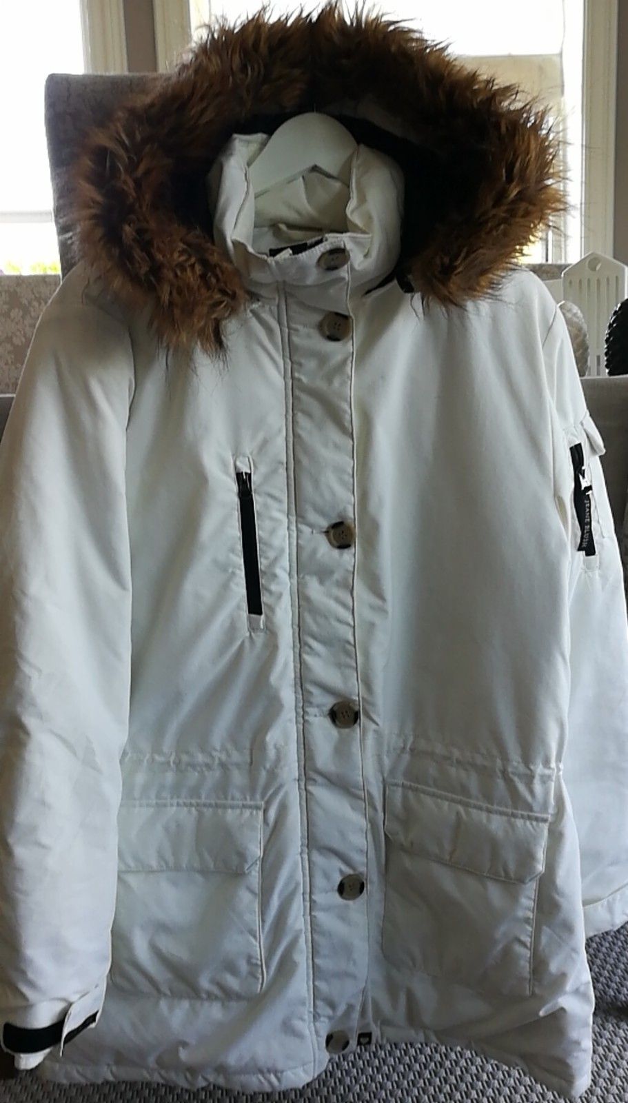 Vinterjakke fra Jeane Blush str M | FINN.no Vinterjakke fra Jeane Blush str M | FINN.no