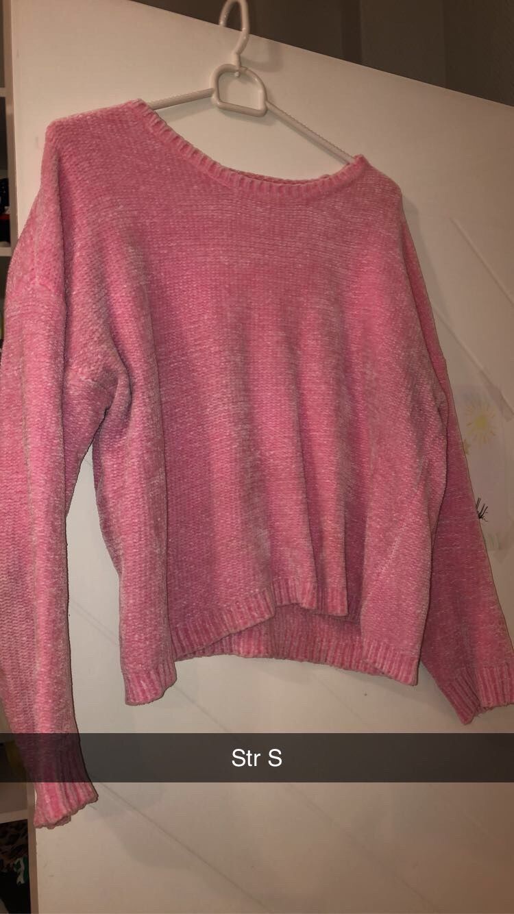Bikbok rosa genser | FINN.no Genser Bikbok | FINN.no
