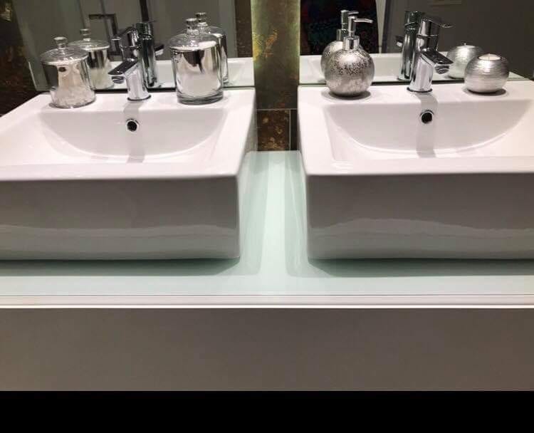 Bad i en-suite Galleribilde