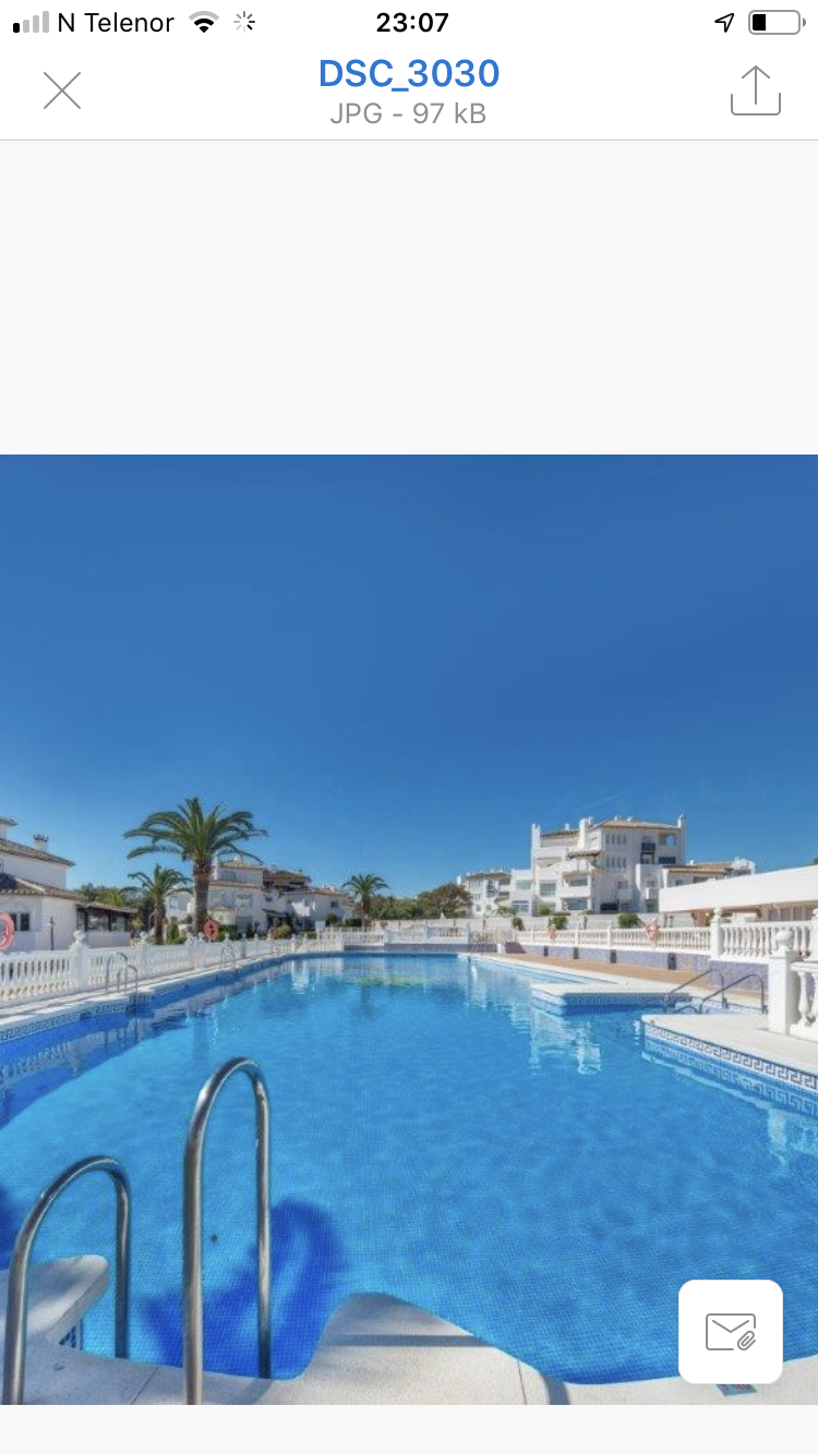 Bassengområdet. 3 fine basseng med tilhørende restaurant. Galleribilde