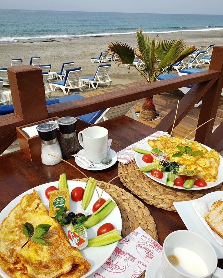 Pura Vida Beach Club - 200 meter fra leiligheten. Gratis solsenger! Galleribilde