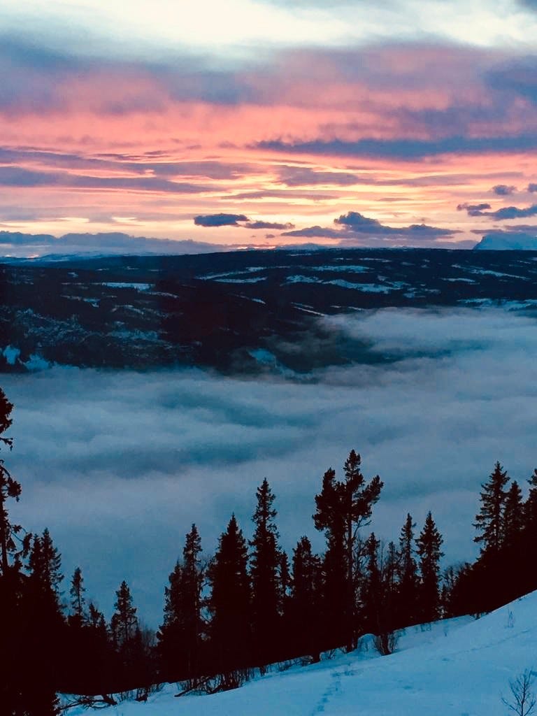 Trolsk solnedgang og skyformasjoner Galleribilde