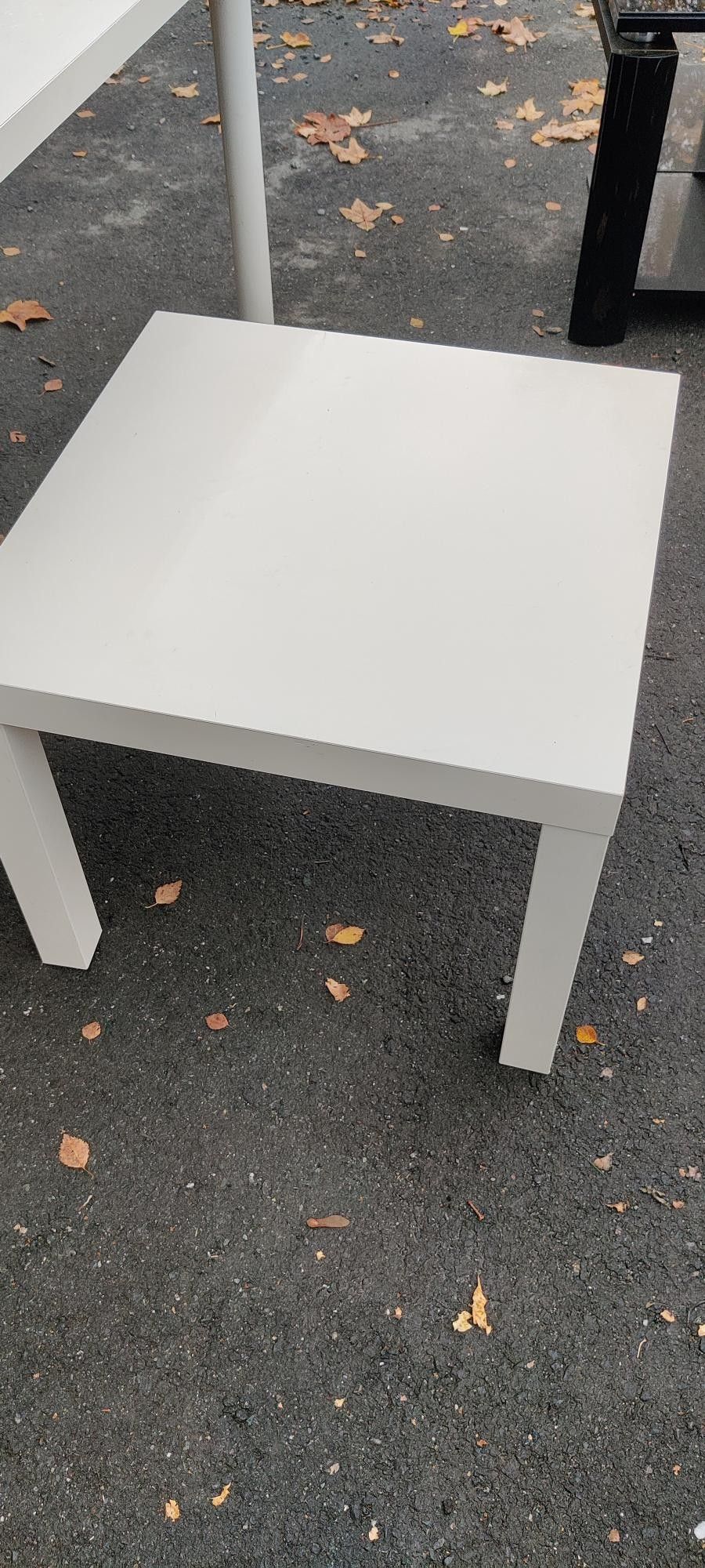 Lite bord fra IKEA gis bort | FINN.no IKEA lack bord gis bort | FINN.no