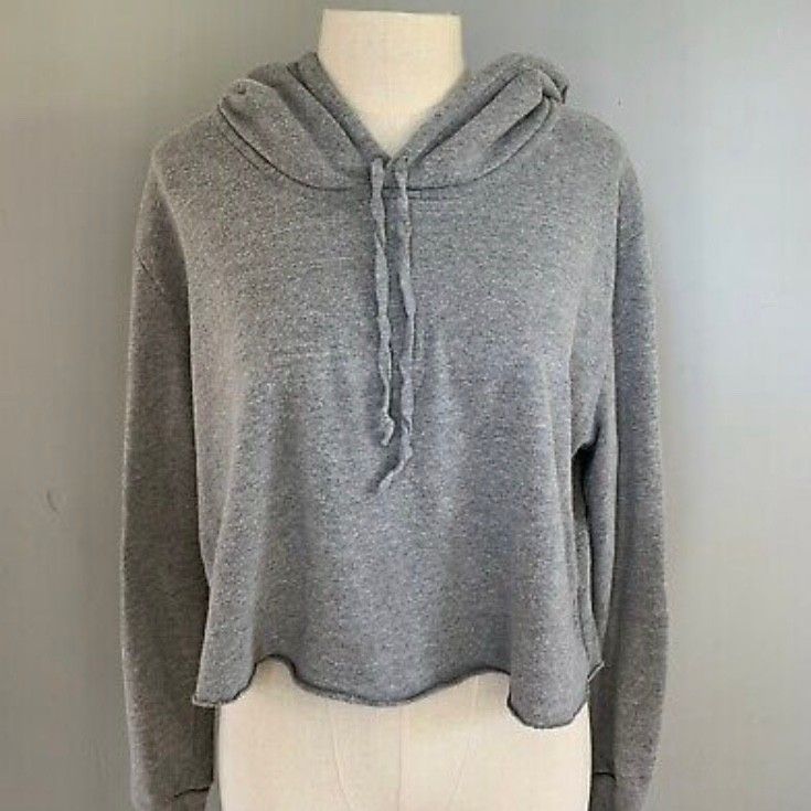 Brandy Melville hettegenser | FINN.no Brandy melville genser | FINN.no