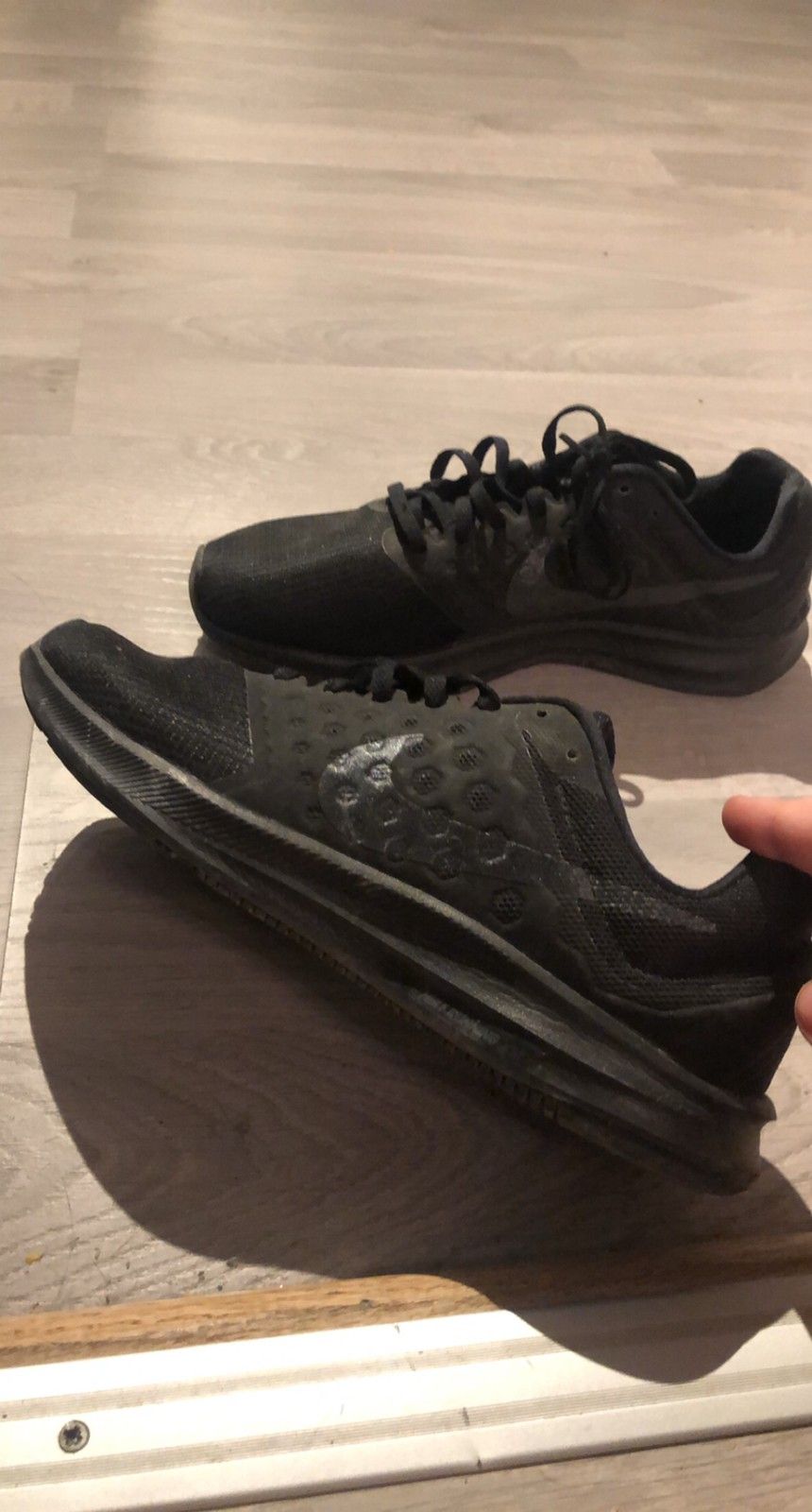 Lite brukt Nike sko | FINN.no Nike sko lite brukt | FINN.no