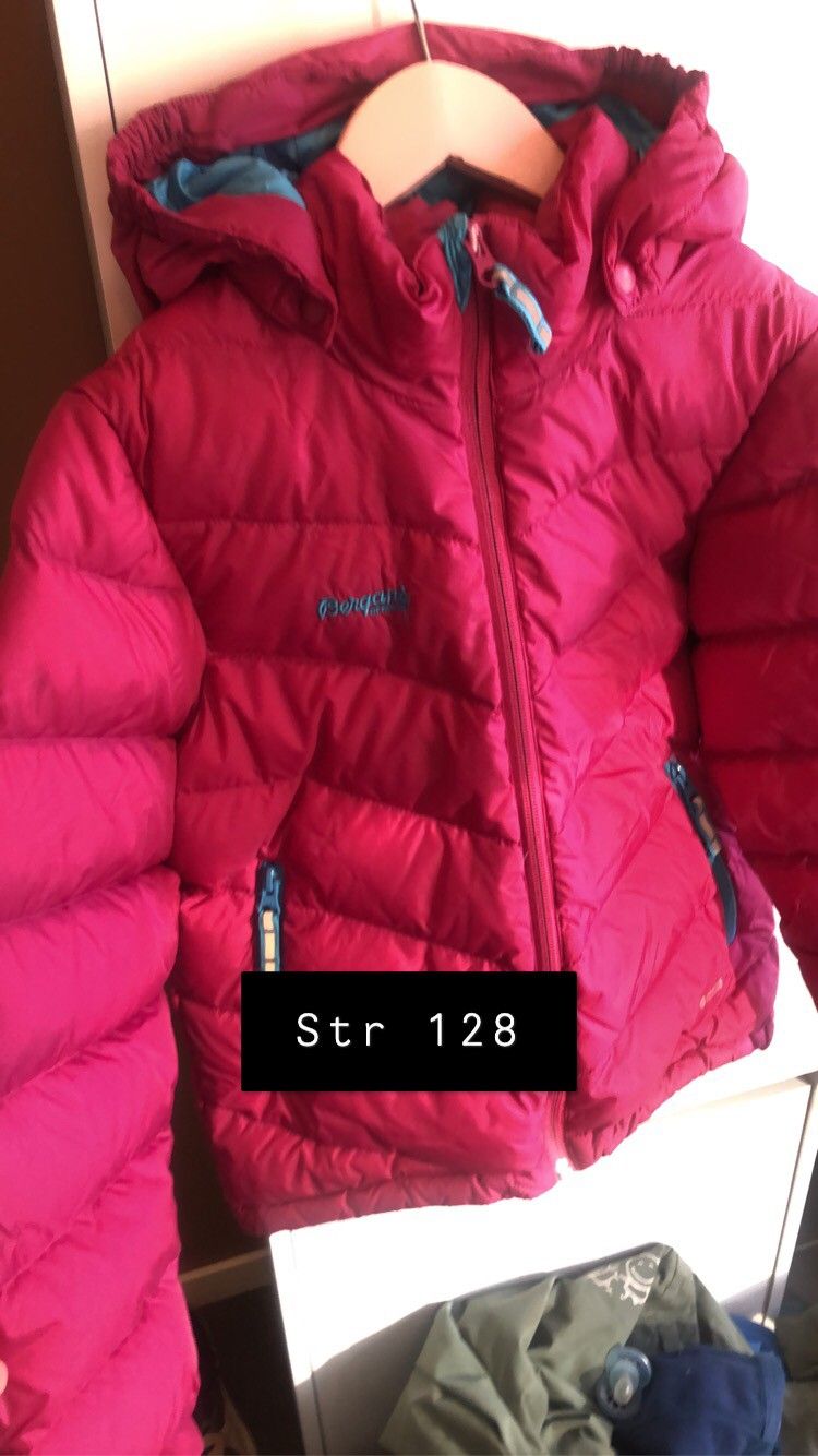 Bergans og Helly Hansen dunjakke | FINN.no Bergans dunjakke str 128 | FINN.no