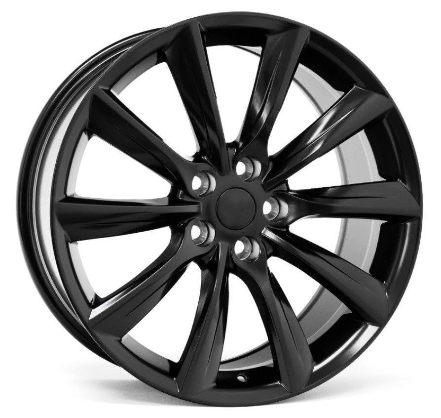 18" CONTINENTAL VINTERHJUL+ SMIDDE KHAN FELGER TESLA MODEL 3