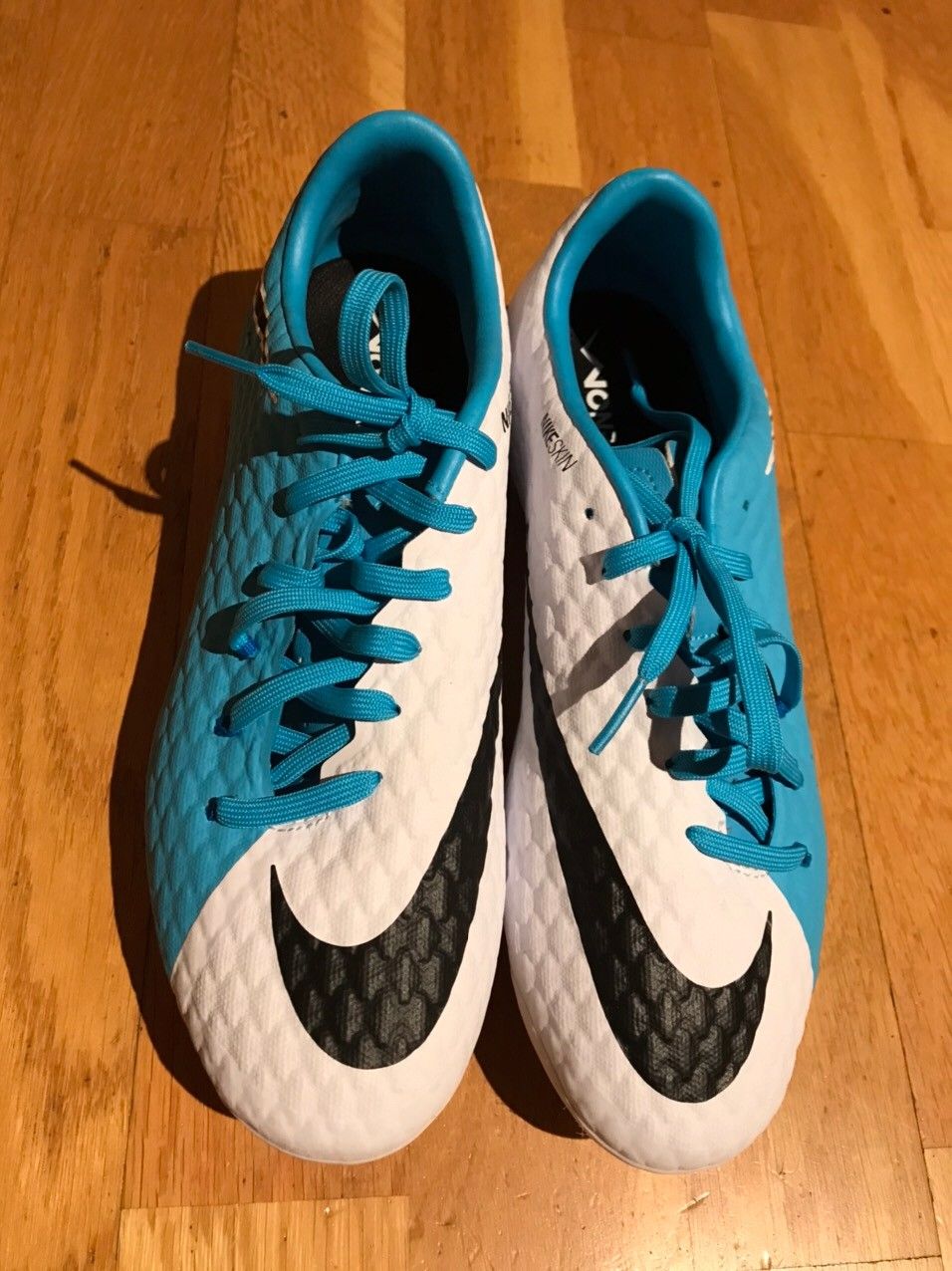 Nike fotballsko str 40,5 | FINN.no Nike fotballsko str 40,5 | FINN.no